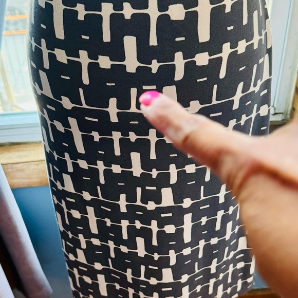 2009 Banana Republic gray nylon, spandex blend size 4 dress geometric design - Picture 8 of 14